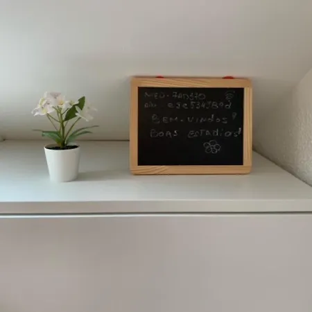 Apartamento Andar Tranquilo Entre Lisboa *