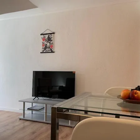 Andar Tranquilo Entre Lisboa Apartamento *